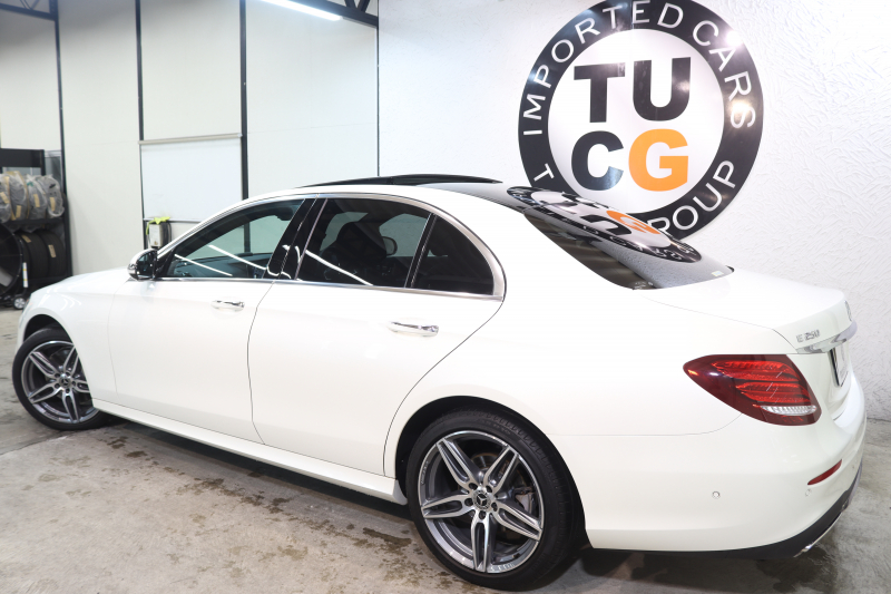 メルセデスベンツ Eクラス E250 AVG ｽﾎﾟｰﾂ ｴｸｽｸﾙｰｼﾌﾞ&ﾚｰﾀﾞｰｾｰﾌﾃｨPKG　1ｵｰﾅｰ 黒本革 ﾊﾟﾉﾗﾏSR ﾍｯﾄﾞｱｯﾌﾟD HDDﾅﾋﾞTV ｽﾏﾎ連携 ﾌﾞﾙﾒｽﾀｰ 360ｶﾒﾗ PTS LEDﾗｲﾄ 自動ﾄﾗﾝｸ ﾊﾝｽﾞﾌﾘｰA AMGｴｱﾛ&19AW ﾀﾞｲﾅﾐｯｸｾﾚｸﾄ 9AT　2年保証