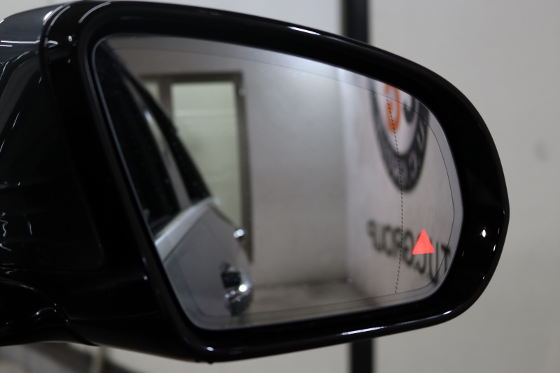 AMG Eクラス E53 4MATIC+ ｴｸｽｸﾙｰｼﾌﾞ&ﾚｰﾀﾞｰｾｰﾌﾃｨPKG　ISG搭載 後期 1ｵｰﾅｰ ｷｰﾚｽｺﾞｰ 黒本革 ﾍﾞﾝﾁﾚｰﾀｰ ﾊﾟﾉﾗﾏSR ﾍｯﾄﾞｱｯﾌﾟD MBUXﾅﾋﾞTV&ARﾅﾋﾞTV ｽﾏﾎ連携 ﾌﾞﾙﾒｽﾀｰ 360ｶﾒﾗ PTS LEDﾗｲﾄ ﾊﾝｽﾞﾌﾘｰA AMG専用装備&ﾁｭｰﾆﾝｸﾞ ﾜｲﾔﾚｽ充電 9AT　2年保証