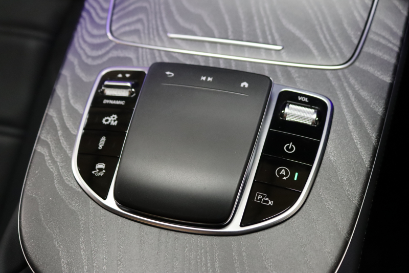 AMG Eクラス E53 4MATIC+ ｴｸｽｸﾙｰｼﾌﾞ&ﾚｰﾀﾞｰｾｰﾌﾃｨPKG　ISG搭載 後期 1ｵｰﾅｰ ｷｰﾚｽｺﾞｰ 黒本革 ﾍﾞﾝﾁﾚｰﾀｰ ﾊﾟﾉﾗﾏSR ﾍｯﾄﾞｱｯﾌﾟD MBUXﾅﾋﾞTV&ARﾅﾋﾞTV ｽﾏﾎ連携 ﾌﾞﾙﾒｽﾀｰ 360ｶﾒﾗ PTS LEDﾗｲﾄ ﾊﾝｽﾞﾌﾘｰA AMG専用装備&ﾁｭｰﾆﾝｸﾞ ﾜｲﾔﾚｽ充電 9AT　2年保証