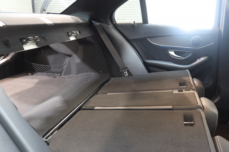 メルセデスベンツ Cクラス C200 AVG AMGﾗｲﾝ ﾚｻﾞｰｴｸｽｸﾙｰｼﾌﾞ&ﾚｰﾀﾞｰｾｰﾌﾃｨPKG　ｷｰﾚｽｺﾞｰ 黒本革 HDDﾅﾋﾞTV BT音楽 ﾊﾞｯｸｶﾒﾗ PTS LEDﾗｲﾄ 自動ﾄﾗﾝｸ ﾊﾝｽﾞﾌﾘｰA AMGｴｱﾛ&18AW ｴｱｻｽ　2年保証