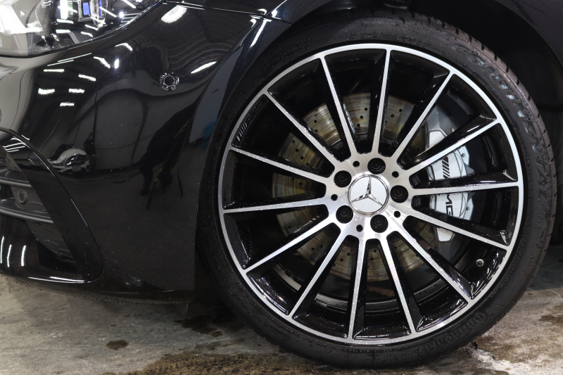 AMG Eクラス E53 4MATIC+ ｴｸｽｸﾙｰｼﾌﾞ&ﾚｰﾀﾞｰｾｰﾌﾃｨPKG　ISG搭載 後期 ｷｰﾚｽｺﾞｰ 黒本革 ﾍﾞﾝﾁﾚｰﾀｰ ﾊﾟﾉﾗﾏSR MBUXﾅﾋﾞTV ｽﾏﾎ連携 ﾌﾞﾙﾒｽﾀｰ 360ｶﾒﾗ PTS LEDﾗｲﾄ 自動ﾄﾗﾝｸ AMG専用装備&ﾁｭｰﾆﾝｸﾞ ﾜｲﾔﾚｽ充電 ｸﾛｰｼﾞﾝｸﾞS 9AT　2年保証