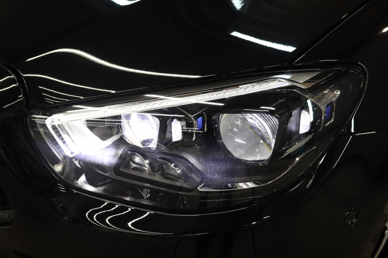 AMG Eクラス E53 4MATIC+ ｴｸｽｸﾙｰｼﾌﾞ&ﾚｰﾀﾞｰｾｰﾌﾃｨPKG　ISG搭載 後期 ｷｰﾚｽｺﾞｰ 黒本革 ﾍﾞﾝﾁﾚｰﾀｰ ﾊﾟﾉﾗﾏSR MBUXﾅﾋﾞTV ｽﾏﾎ連携 ﾌﾞﾙﾒｽﾀｰ 360ｶﾒﾗ PTS LEDﾗｲﾄ 自動ﾄﾗﾝｸ AMG専用装備&ﾁｭｰﾆﾝｸﾞ ﾜｲﾔﾚｽ充電 ｸﾛｰｼﾞﾝｸﾞS 9AT　2年保証