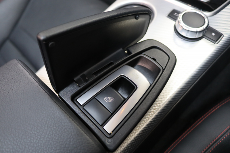 メルセデスベンツ SLCクラス SLC180ｽﾎﾟｰﾂ ﾚｰﾀﾞｰｾｰﾌﾃｨPKG　ｷｰﾚｽｺﾞｰ 黒本革 ｼｰﾄﾋｰﾀｰ ｶﾞﾗｽﾙｰﾌ HDDﾅﾋﾞTV&ｷｬﾝｾﾗｰ ｽﾏﾎ連携 BT音楽 ﾊﾞｯｸｶﾒﾗ LEDﾗｲﾄ AMGｴｱﾛ&18AW ｴｱｶﾞｲﾄﾞ 9AT　2年保証