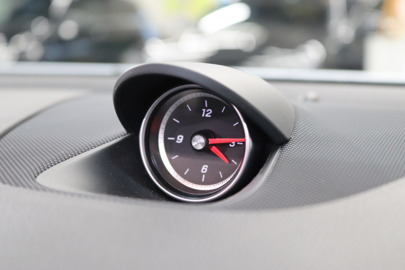 メルセデスベンツ SLCクラス SLC180ｽﾎﾟｰﾂ ﾚｰﾀﾞｰｾｰﾌﾃｨPKG　ｷｰﾚｽｺﾞｰ 黒本革 ｼｰﾄﾋｰﾀｰ ｶﾞﾗｽﾙｰﾌ HDDﾅﾋﾞTV&ｷｬﾝｾﾗｰ ｽﾏﾎ連携 BT音楽 ﾊﾞｯｸｶﾒﾗ LEDﾗｲﾄ AMGｴｱﾛ&18AW ｴｱｶﾞｲﾄﾞ 9AT　2年保証