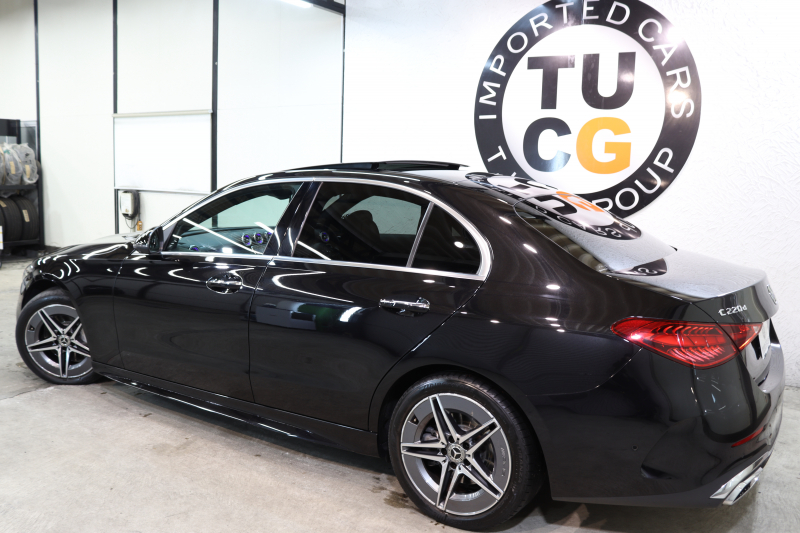 メルセデスベンツ Cクラス C220d AVG AMGﾗｲﾝ ﾚｻﾞｰｴｸｽｸﾙｰｼﾌﾞ&ﾍﾞｰｼｯｸ&ﾚｰﾀﾞｰｾｰﾌﾃｨPKG　ISG搭載 ｷｰﾚｽｺﾞｰ 黒本革 ﾊﾟﾉﾗﾏSR ﾍｯﾄﾞｱｯﾌﾟD MBUX/ARﾅﾋﾞTV ｽﾏﾎ連携 360ｶﾒﾗ PTS LEDﾗｲﾄ 自動ﾄﾗﾝｸ AMGｴｱﾛ&18AW ﾜｲﾔﾚｽ充電 9AT　2年保証