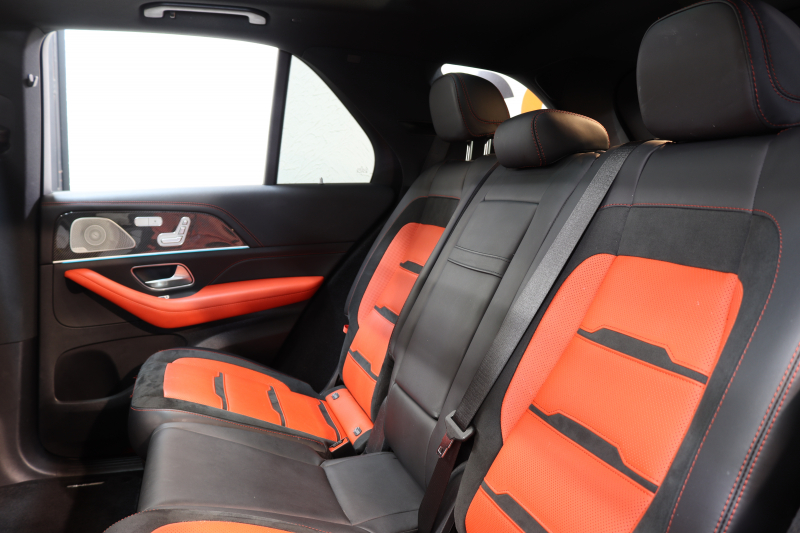 AMG GLE GLE53 4MATIC+AMGｲﾝﾃﾘｱｶｰﾎﾞﾝ&ﾚｰﾀﾞｰｾｰﾌﾃｨPKG　ISG搭載 1ｵｰﾅｰ MEｺﾈｸﾄ ｷｰﾚｽｺﾞｰ 黒/赤本革 ﾍﾞﾝﾁﾚｰﾀｰ ﾊﾟﾉﾗﾏSR HUD MBUXﾅﾋﾞTV BT音楽 ﾌﾞﾙﾒｽﾀｰ 360ｶﾒﾗ PTS LEDﾗｲﾄ 自動Rｹﾞｰﾄ ﾊﾝｽﾞﾌﾘｰA AMGｴｱﾛ&21AW ﾜｲﾔﾚｽ充電 9AT　2年保証
