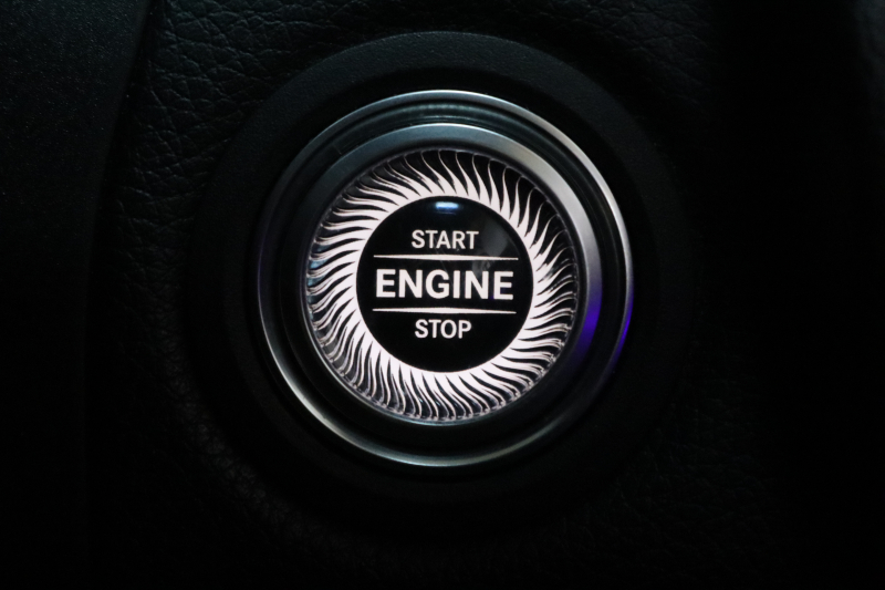 メルセデスベンツ Cクラス C200 AVG AMGﾗｲﾝ ﾚｰﾀﾞｰｾｰﾌﾃｨPKG　BSG搭載 後期 1ｵｰﾅｰ MEｺﾈｸﾄ ｷｰﾚｽｺﾞｰ 黒革 ｼｰﾄﾋｰﾀｰ HDDﾅﾋﾞTV ｽﾏﾎ連携 ﾊﾞｯｸｶﾒﾗ PTS LEDﾗｲﾄ AMGｴｱﾛ&18AW ﾀﾞｲﾅﾐｯｸｾﾚｸﾄ ｴｱｻｽ 9AT　2年保証