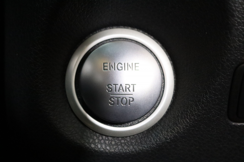 AMG GLA GLA45 4MATIC ﾚｰﾀﾞｰｾｰﾌﾃｨPKG　中期 ｷｰﾚｽｺﾞｰ 黒本革 ﾊﾟﾉﾗﾏSR HDDﾅﾋﾞTV ｽﾏﾎ連携 ﾊﾞｯｸｶﾒﾗ PTS ｷｾﾉﾝ 自動Rｹﾞｰﾄ AMG専用装備&ﾁｭｰﾆﾝｸﾞ 7AT　2年保証