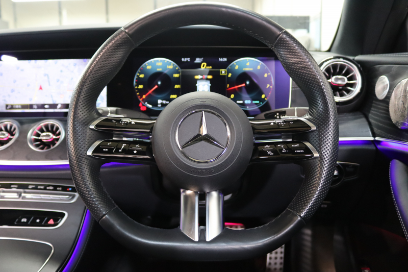 メルセデスベンツ Eクラス E200ｸｰﾍﾟ ｽﾎﾟｰﾂ ﾚｻﾞｰ&ﾚｰﾀﾞｰｾｰﾌﾃｨPKG　BSG搭載 後期 ｷｰﾚｽｺﾞｰ 黒本革 ﾊﾟﾉﾗﾏSR ﾍｯﾄﾞｱｯﾌﾟD MBUXﾅﾋﾞTV&ARﾅﾋﾞ ｽﾏﾎ連携 ﾌﾞﾙﾒｽﾀｰ 360ｶﾒﾗ PTS LEDﾗｲﾄ AMGｴｱﾛ&19AW ﾀﾞｲﾅﾐｯｸS 9AT 希少色ｾﾚﾅｲﾄｸﾞﾚｰ　2年保証