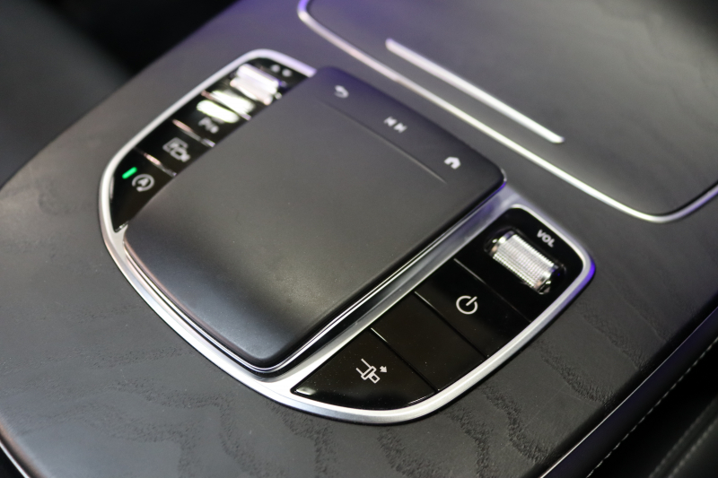 メルセデスベンツ Eクラス E200ｸｰﾍﾟ ｽﾎﾟｰﾂ ﾚｻﾞｰ&ﾚｰﾀﾞｰｾｰﾌﾃｨPKG　BSG搭載 後期 ｷｰﾚｽｺﾞｰ 黒本革 ﾊﾟﾉﾗﾏSR ﾍｯﾄﾞｱｯﾌﾟD MBUXﾅﾋﾞTV&ARﾅﾋﾞ ｽﾏﾎ連携 ﾌﾞﾙﾒｽﾀｰ 360ｶﾒﾗ PTS LEDﾗｲﾄ AMGｴｱﾛ&19AW ﾀﾞｲﾅﾐｯｸS 9AT 希少色ｾﾚﾅｲﾄｸﾞﾚｰ　2年保証