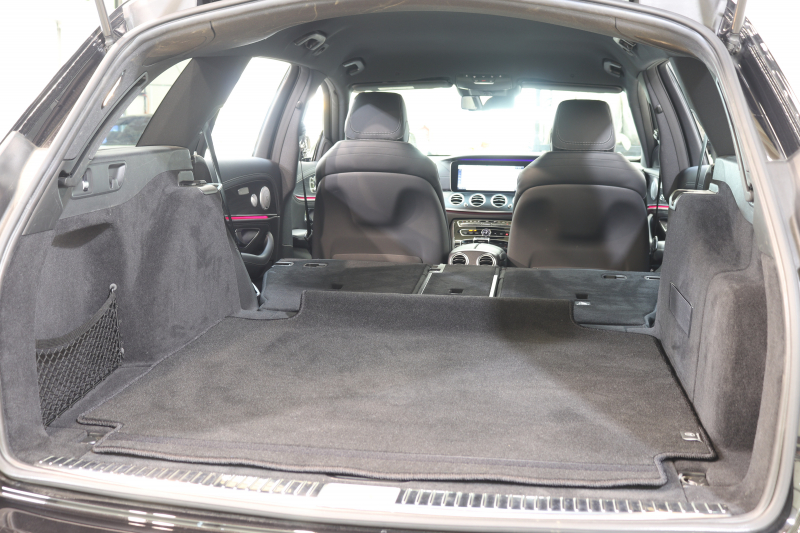 メルセデスベンツ Eクラス E220dｽﾃｰｼｮﾝﾜｺﾞﾝ AVG ｽﾎﾟｰﾂ 本革仕様 ﾚｰﾀﾞｰｾｰﾌﾃｨPKG　1ｵｰﾅｰ ｷｰﾚｽｺﾞｰ 黒本革 HDDﾅﾋﾞTV ｽﾏﾎ連携 ﾌﾞﾙﾒｽﾀｰ 360ｶﾒﾗ PTS LEDﾗｲﾄ 自動Rｹﾞｰﾄ ﾊﾝｽﾞﾌﾘｰA AMGｴｱﾛ&19AW ﾀﾞｲﾅﾐｯｸS 9AT　2年保証