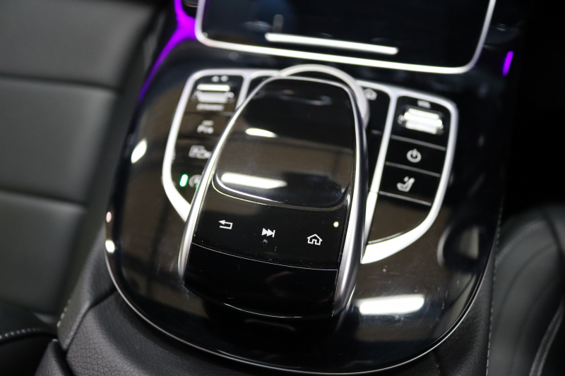 メルセデスベンツ Eクラス E220dｽﾃｰｼｮﾝﾜｺﾞﾝ AVG ｽﾎﾟｰﾂ 本革仕様 ﾚｰﾀﾞｰｾｰﾌﾃｨPKG　1ｵｰﾅｰ ｷｰﾚｽｺﾞｰ 黒本革 HDDﾅﾋﾞTV ｽﾏﾎ連携 ﾌﾞﾙﾒｽﾀｰ 360ｶﾒﾗ PTS LEDﾗｲﾄ 自動Rｹﾞｰﾄ ﾊﾝｽﾞﾌﾘｰA AMGｴｱﾛ&19AW ﾀﾞｲﾅﾐｯｸS 9AT　2年保証