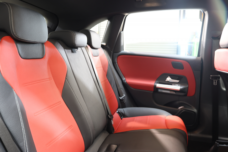 メルセデスベンツ Bクラス B200d AMGﾗｲﾝ AMGﾚｻﾞｰEXC&ｱﾄﾞﾊﾞﾝｽﾄﾞ&ﾅﾋﾞ&ﾚｰﾀﾞｰｾｰﾌﾃｨPKG　 1ｵｰﾅｰ MEｺﾈｸﾄ ｷｰﾚｽｺﾞｰ 赤/黒本革 HUD MBUXﾅﾋﾞTV BT音楽 ｱﾄﾞﾊﾞﾝｽﾄﾞｻｳﾝﾄﾞ 360ｶﾒﾗ PTS AMGｴｱﾛ&18AW LEDﾗｲﾄ ﾌｯﾄﾄﾗﾝｸOP ﾜｲﾔﾚｽ充電 8AT 希少色ﾏｳﾝﾃﾝｸﾞﾚｰ　2年保証