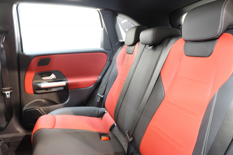 メルセデスベンツ Bクラス B200d AMGﾗｲﾝ AMGﾚｻﾞｰEXC&ｱﾄﾞﾊﾞﾝｽﾄﾞ&ﾅﾋﾞ&ﾚｰﾀﾞｰｾｰﾌﾃｨPKG　 1ｵｰﾅｰ MEｺﾈｸﾄ ｷｰﾚｽｺﾞｰ 赤/黒本革 HUD MBUXﾅﾋﾞTV BT音楽 ｱﾄﾞﾊﾞﾝｽﾄﾞｻｳﾝﾄﾞ 360ｶﾒﾗ PTS AMGｴｱﾛ&18AW LEDﾗｲﾄ ﾌｯﾄﾄﾗﾝｸOP ﾜｲﾔﾚｽ充電 8AT 希少色ﾏｳﾝﾃﾝｸﾞﾚｰ　2年保証