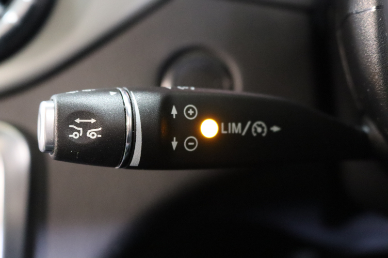 メルセデスベンツ CLAクラス CLA250 4MATIC  AMG&ﾚｰﾀﾞｰｾｰﾌﾃｨPKG　中期 ｷｰﾚｽｺﾞｰ ﾚｻﾞｰDINAMICAｼｰﾄ ﾊﾟﾉﾗﾏSR HDDﾅﾋﾞTV BT音楽 ﾊﾞｯｸｶﾒﾗ PTS ｷｾﾉﾝ AMGｴｱﾛ&18AW ﾀﾞｲﾅﾐｯｸｾﾚｸﾄ　2年保証