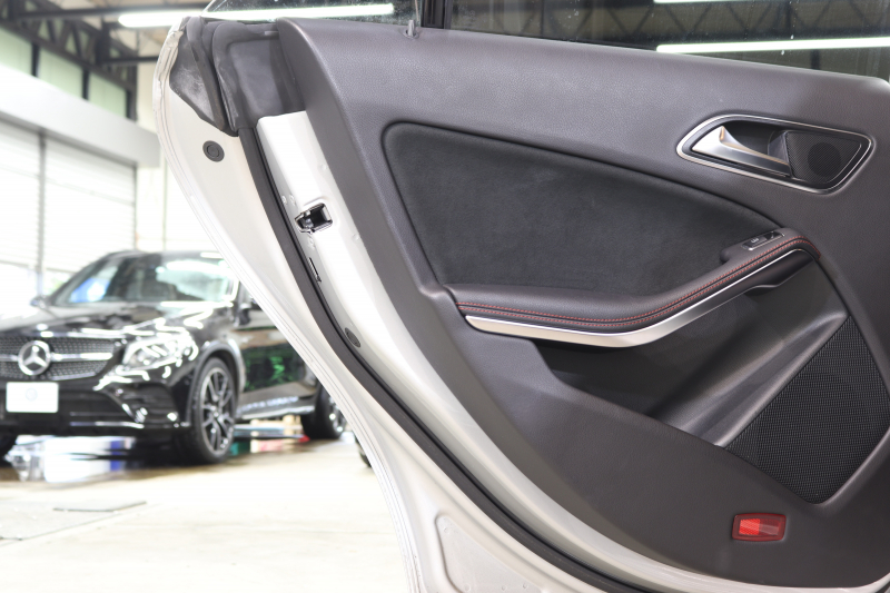 メルセデスベンツ CLAクラス CLA250 4MATIC  AMG&ﾚｰﾀﾞｰｾｰﾌﾃｨPKG　中期 ｷｰﾚｽｺﾞｰ ﾚｻﾞｰDINAMICAｼｰﾄ ﾊﾟﾉﾗﾏSR HDDﾅﾋﾞTV BT音楽 ﾊﾞｯｸｶﾒﾗ PTS ｷｾﾉﾝ AMGｴｱﾛ&18AW ﾀﾞｲﾅﾐｯｸｾﾚｸﾄ　2年保証