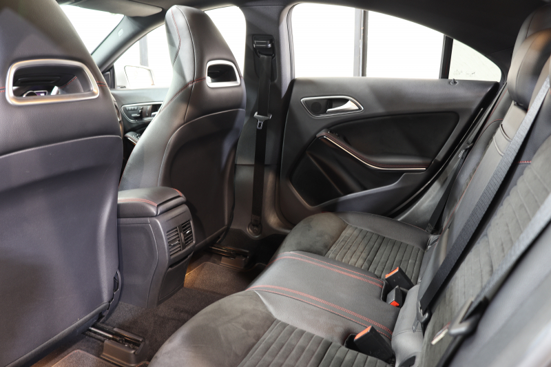 メルセデスベンツ CLAクラス CLA250 4MATIC  AMG&ﾚｰﾀﾞｰｾｰﾌﾃｨPKG　中期 ｷｰﾚｽｺﾞｰ ﾚｻﾞｰDINAMICAｼｰﾄ ﾊﾟﾉﾗﾏSR HDDﾅﾋﾞTV BT音楽 ﾊﾞｯｸｶﾒﾗ PTS ｷｾﾉﾝ AMGｴｱﾛ&18AW ﾀﾞｲﾅﾐｯｸｾﾚｸﾄ　2年保証