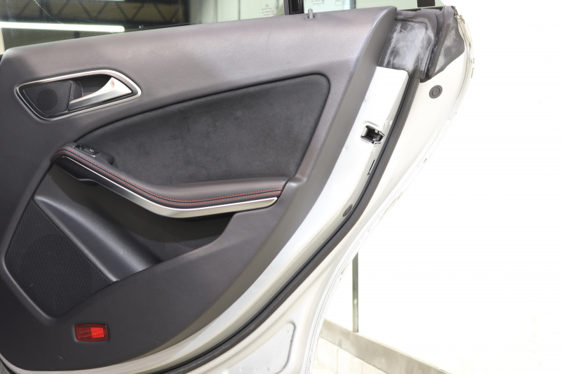 メルセデスベンツ CLAクラス CLA250 4MATIC  AMG&ﾚｰﾀﾞｰｾｰﾌﾃｨPKG　中期 ｷｰﾚｽｺﾞｰ ﾚｻﾞｰDINAMICAｼｰﾄ ﾊﾟﾉﾗﾏSR HDDﾅﾋﾞTV BT音楽 ﾊﾞｯｸｶﾒﾗ PTS ｷｾﾉﾝ AMGｴｱﾛ&18AW ﾀﾞｲﾅﾐｯｸｾﾚｸﾄ　2年保証