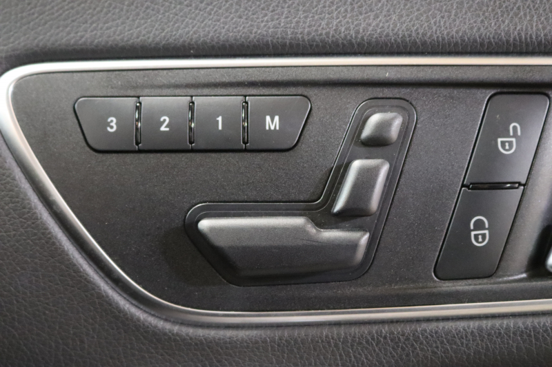 メルセデスベンツ CLAクラス CLA250 4MATIC  AMG&ﾚｰﾀﾞｰｾｰﾌﾃｨPKG　中期 ｷｰﾚｽｺﾞｰ ﾚｻﾞｰDINAMICAｼｰﾄ ﾊﾟﾉﾗﾏSR HDDﾅﾋﾞTV BT音楽 ﾊﾞｯｸｶﾒﾗ PTS ｷｾﾉﾝ AMGｴｱﾛ&18AW ﾀﾞｲﾅﾐｯｸｾﾚｸﾄ　2年保証