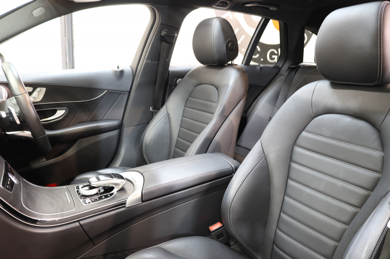 メルセデスベンツ Cクラス C200ｽﾃｰｼｮﾝﾜｺﾞﾝ AVG AMGﾗｲﾝ ﾚｻﾞｰｴｸｽｸﾙｰｼﾌﾞ&ﾚｰﾀﾞｰｾｰﾌﾃｨPKG　BSG搭載 後期 ｷｰﾚｽｺﾞｰ 黒本革 ﾊﾟﾉﾗﾏSR ﾍｯﾄﾞｱｯﾌﾟD HDDﾅﾋﾞTV ｽﾏﾎ連携 ﾌﾞﾙﾒｽﾀｰ ﾊﾞｯｸｶﾒﾗ PTS LEDﾗｲﾄ ﾊﾝｽﾞﾌﾘｰA AMGｴｱﾛ&18AW ｴｱｻｽ 9AT　2年保証