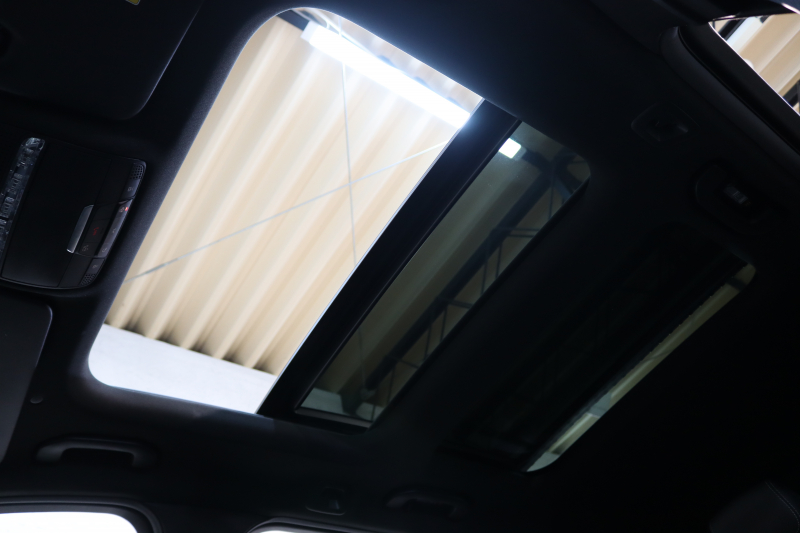 メルセデスベンツ Cクラス C200ｽﾃｰｼｮﾝﾜｺﾞﾝ AVG AMGﾗｲﾝ ﾚｻﾞｰｴｸｽｸﾙｰｼﾌﾞ&ﾚｰﾀﾞｰｾｰﾌﾃｨPKG　BSG搭載 後期 ｷｰﾚｽｺﾞｰ 黒本革 ﾊﾟﾉﾗﾏSR ﾍｯﾄﾞｱｯﾌﾟD HDDﾅﾋﾞTV ｽﾏﾎ連携 ﾌﾞﾙﾒｽﾀｰ ﾊﾞｯｸｶﾒﾗ PTS LEDﾗｲﾄ ﾊﾝｽﾞﾌﾘｰA AMGｴｱﾛ&18AW ｴｱｻｽ 9AT　2年保証