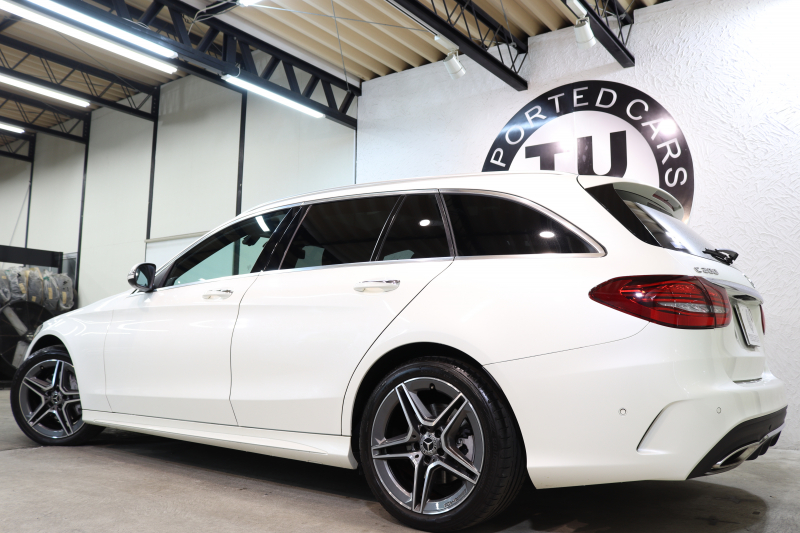 メルセデスベンツ Cクラス C200ｽﾃｰｼｮﾝﾜｺﾞﾝ AVG AMGﾗｲﾝ ﾚｻﾞｰｴｸｽｸﾙｰｼﾌﾞ&ﾚｰﾀﾞｰｾｰﾌﾃｨPKG　BSG搭載 後期 ｷｰﾚｽｺﾞｰ 黒本革 ﾊﾟﾉﾗﾏSR ﾍｯﾄﾞｱｯﾌﾟD HDDﾅﾋﾞTV ｽﾏﾎ連携 ﾌﾞﾙﾒｽﾀｰ ﾊﾞｯｸｶﾒﾗ PTS LEDﾗｲﾄ ﾊﾝｽﾞﾌﾘｰA AMGｴｱﾛ&18AW ｴｱｻｽ 9AT　2年保証