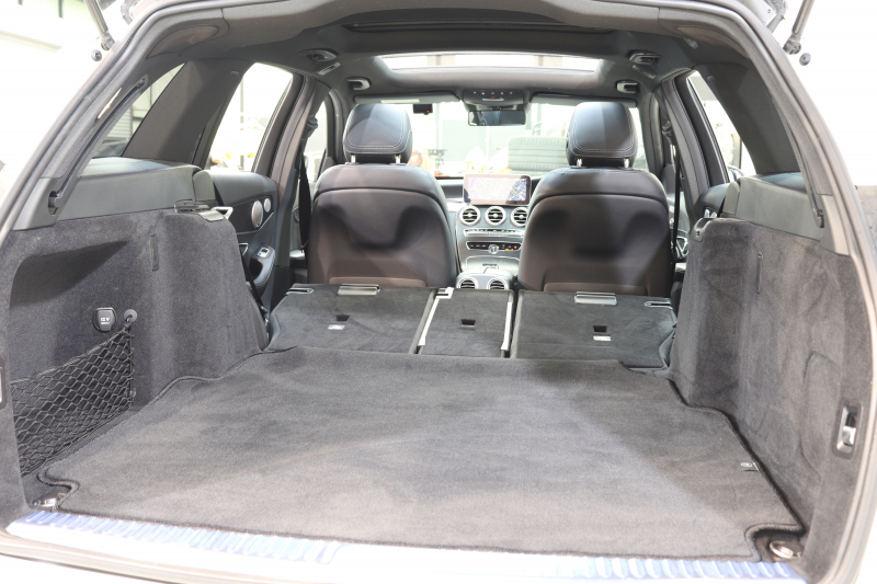 メルセデスベンツ Cクラス C200ｽﾃｰｼｮﾝﾜｺﾞﾝ AVG AMGﾗｲﾝ ﾚｻﾞｰｴｸｽｸﾙｰｼﾌﾞ&ﾚｰﾀﾞｰｾｰﾌﾃｨPKG　BSG搭載 後期 ｷｰﾚｽｺﾞｰ 黒本革 ﾊﾟﾉﾗﾏSR ﾍｯﾄﾞｱｯﾌﾟD HDDﾅﾋﾞTV ｽﾏﾎ連携 ﾌﾞﾙﾒｽﾀｰ ﾊﾞｯｸｶﾒﾗ PTS LEDﾗｲﾄ ﾊﾝｽﾞﾌﾘｰA AMGｴｱﾛ&18AW ｴｱｻｽ 9AT　2年保証