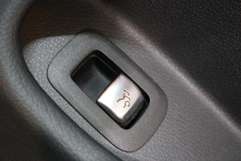 AMG Cクラス C43 4MATIC ｸｰﾍﾟ ﾚｰﾀﾞｰｾｰﾌﾃｨPKG　MEｺﾈｸﾄ ｷｰﾚｽｺﾞｰ 黒本革 ﾊﾟﾉﾗﾏSR ﾍｯﾄﾞｱｯﾌﾟD HDDﾅﾋﾞTV&ｷｬﾝｾﾗｰ BT音楽 ﾌﾞﾙﾒｽﾀｰ ﾊﾞｯｸｶﾒﾗ PTS LEDﾗｲﾄ ﾊﾝｽﾞﾌﾘｰA AMG専用装備&ﾁｭｰﾆﾝｸﾞﾀﾞｲﾅﾐｯｸｾﾚｸﾄ 9AT　2年保証