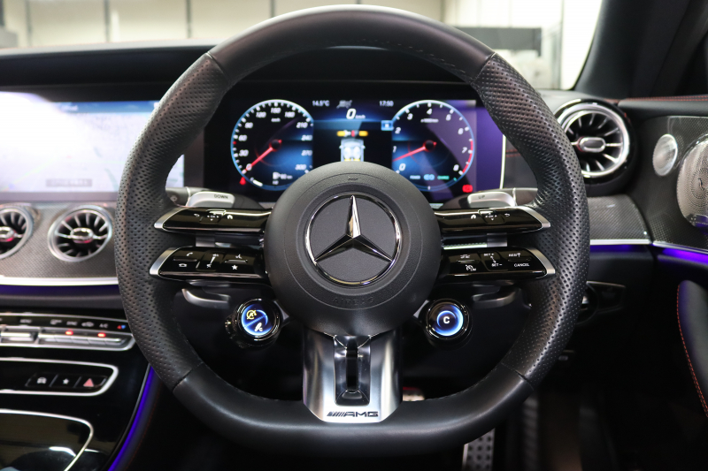 AMG Eクラス E53 4MATIC+ ｸｰﾍﾟ ｴｸｽｸﾙｰｼﾌﾞ&ﾚｰﾀﾞｰｾｰﾌﾃｨPKG　ISG搭載 後期 ｷｰﾚｽｺﾞｰ 黒本革 ﾍﾞﾝﾁﾚｰﾀｰ ﾊﾟﾉﾗﾏSR ﾍｯﾄﾞｱｯﾌﾟD MBUXﾅﾋﾞTV ｽﾏﾎ連携 ﾌﾞﾙﾒｽﾀｰ 360ｶﾒﾗ PTS LEDﾗｲﾄ ﾊﾝｽﾞﾌﾘｰA AMG専用装備&ﾁｭｰﾆﾝｸﾞ ﾜｲﾔﾚｽ充電 9AT　2年保証