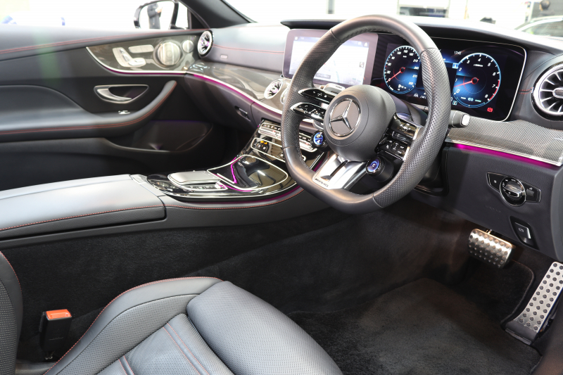 AMG Eクラス E53 4MATIC+ ｸｰﾍﾟ ｴｸｽｸﾙｰｼﾌﾞ&ﾚｰﾀﾞｰｾｰﾌﾃｨPKG　ISG搭載 後期 ｷｰﾚｽｺﾞｰ 黒本革 ﾍﾞﾝﾁﾚｰﾀｰ ﾊﾟﾉﾗﾏSR ﾍｯﾄﾞｱｯﾌﾟD MBUXﾅﾋﾞTV ｽﾏﾎ連携 ﾌﾞﾙﾒｽﾀｰ 360ｶﾒﾗ PTS LEDﾗｲﾄ ﾊﾝｽﾞﾌﾘｰA AMG専用装備&ﾁｭｰﾆﾝｸﾞ ﾜｲﾔﾚｽ充電 9AT　2年保証