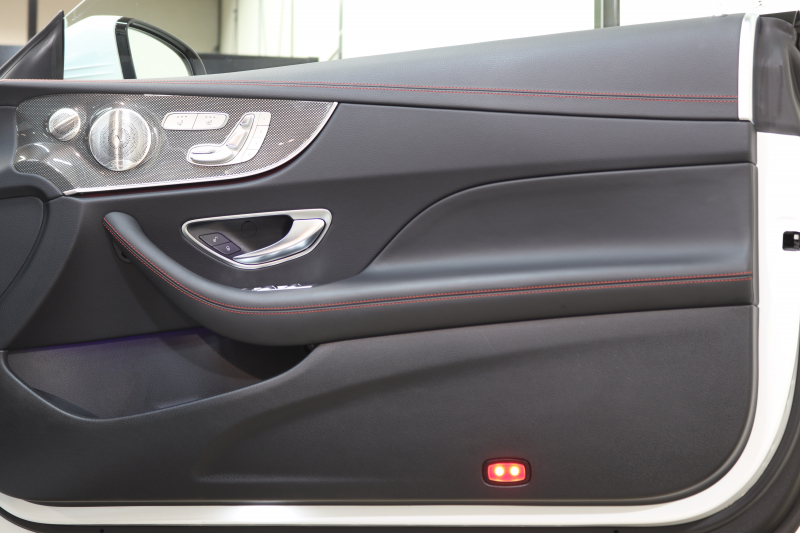 AMG Eクラス E53 4MATIC+ ｸｰﾍﾟ ｴｸｽｸﾙｰｼﾌﾞ&ﾚｰﾀﾞｰｾｰﾌﾃｨPKG　ISG搭載 後期 ｷｰﾚｽｺﾞｰ 黒本革 ﾍﾞﾝﾁﾚｰﾀｰ ﾊﾟﾉﾗﾏSR ﾍｯﾄﾞｱｯﾌﾟD MBUXﾅﾋﾞTV ｽﾏﾎ連携 ﾌﾞﾙﾒｽﾀｰ 360ｶﾒﾗ PTS LEDﾗｲﾄ ﾊﾝｽﾞﾌﾘｰA AMG専用装備&ﾁｭｰﾆﾝｸﾞ ﾜｲﾔﾚｽ充電 9AT　2年保証