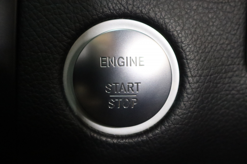 メルセデスベンツ GLE GLE350d 4MATIC ｽﾎﾟｰﾂ  ｴｸｽｸﾙｰｼﾌﾞ&ﾚｰﾀﾞｰｾｰﾌﾃｨPKG　ｷｰﾚｽｺﾞｰ 黒本革 全ｼｰﾄﾋｰﾀｰ  ﾊﾟﾉﾗﾏSR  HDDﾅﾋﾞTV BT音楽 harman/kardon 360ｶﾒﾗ PTS LEDﾗｲﾄ 自動ﾃｰﾙｹﾞｰﾄ AMGｴｱﾛ&20AW 9AT　2年保証