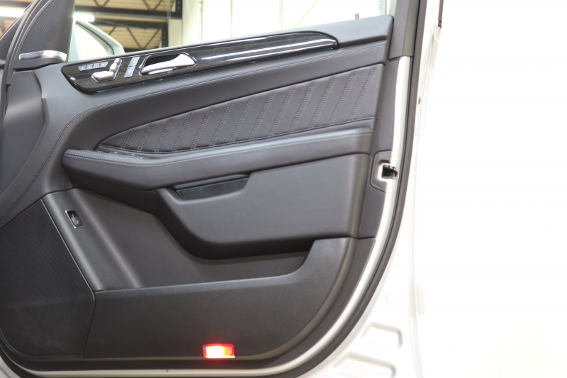 メルセデスベンツ GLE GLE350d 4MATIC ｽﾎﾟｰﾂ  ｴｸｽｸﾙｰｼﾌﾞ&ﾚｰﾀﾞｰｾｰﾌﾃｨPKG　ｷｰﾚｽｺﾞｰ 黒本革 全ｼｰﾄﾋｰﾀｰ  ﾊﾟﾉﾗﾏSR  HDDﾅﾋﾞTV BT音楽 harman/kardon 360ｶﾒﾗ PTS LEDﾗｲﾄ 自動ﾃｰﾙｹﾞｰﾄ AMGｴｱﾛ&20AW 9AT　2年保証