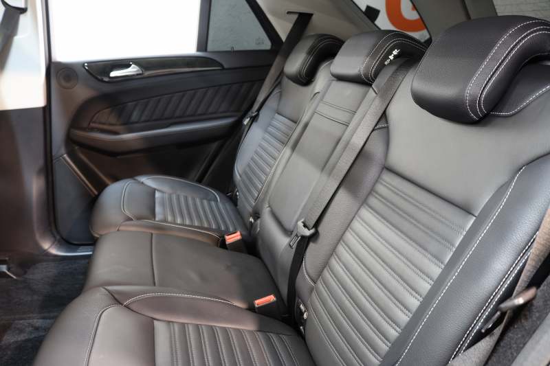 メルセデスベンツ GLE GLE350d 4MATIC ｽﾎﾟｰﾂ  ｴｸｽｸﾙｰｼﾌﾞ&ﾚｰﾀﾞｰｾｰﾌﾃｨPKG　ｷｰﾚｽｺﾞｰ 黒本革 全ｼｰﾄﾋｰﾀｰ  ﾊﾟﾉﾗﾏSR  HDDﾅﾋﾞTV BT音楽 harman/kardon 360ｶﾒﾗ PTS LEDﾗｲﾄ 自動ﾃｰﾙｹﾞｰﾄ AMGｴｱﾛ&20AW 9AT　2年保証