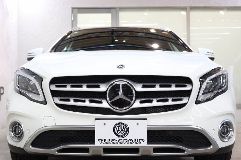 メルセデスベンツ GLA GLA220 4MATIC ﾌﾟﾚﾐｱﾑ&ﾚｰﾀﾞｰｾｰﾌﾃｨPKG　後期 ｷｰﾚｽｺﾞｰ 黒革 ﾊﾟﾉﾗﾏSR 純正HDDﾅﾋﾞTV ｽﾏﾎ連携 harman/kardon ﾊﾞｯｸｶﾒﾗ PTS LEDﾗｲﾄ 自動Rｹﾞｰﾄ ﾌｯﾄﾛﾗﾝｸOP 純正18AW ﾀﾞｲﾅﾐｯｸｾﾚｸﾄ　2年保証