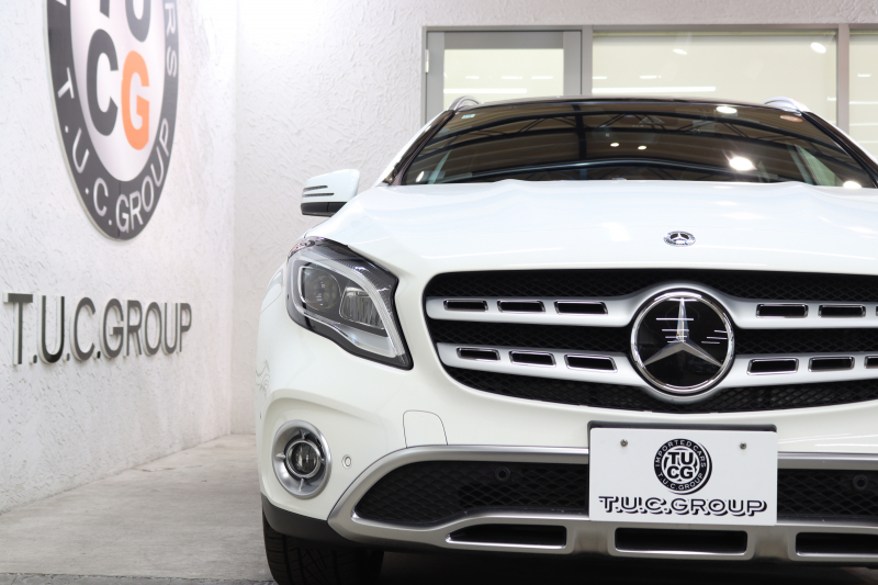 メルセデスベンツ GLA GLA220 4MATIC ﾌﾟﾚﾐｱﾑ&ﾚｰﾀﾞｰｾｰﾌﾃｨPKG　後期 ｷｰﾚｽｺﾞｰ 黒革 ﾊﾟﾉﾗﾏSR 純正HDDﾅﾋﾞTV ｽﾏﾎ連携 harman/kardon ﾊﾞｯｸｶﾒﾗ PTS LEDﾗｲﾄ 自動Rｹﾞｰﾄ ﾌｯﾄﾛﾗﾝｸOP 純正18AW ﾀﾞｲﾅﾐｯｸｾﾚｸﾄ　2年保証