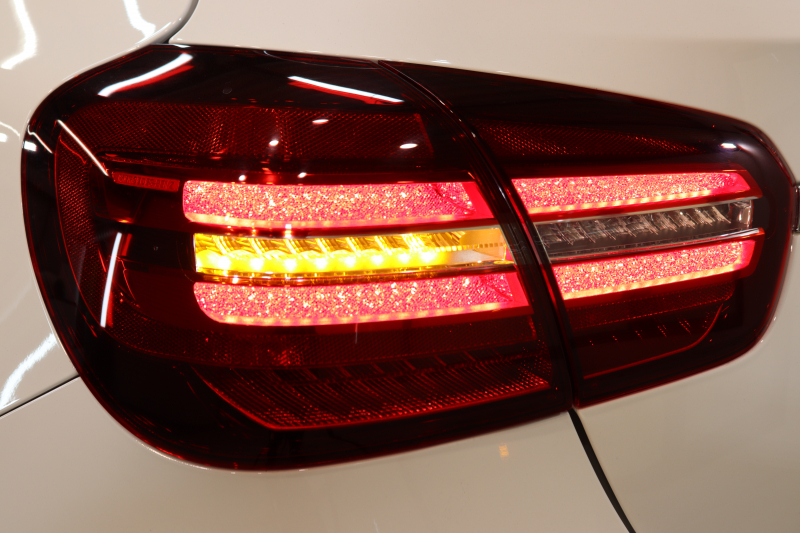 メルセデスベンツ GLA GLA220 4MATIC ﾌﾟﾚﾐｱﾑ&ﾚｰﾀﾞｰｾｰﾌﾃｨPKG　後期 ｷｰﾚｽｺﾞｰ 黒革 ﾊﾟﾉﾗﾏSR 純正HDDﾅﾋﾞTV ｽﾏﾎ連携 harman/kardon ﾊﾞｯｸｶﾒﾗ PTS LEDﾗｲﾄ 自動Rｹﾞｰﾄ ﾌｯﾄﾛﾗﾝｸOP 純正18AW ﾀﾞｲﾅﾐｯｸｾﾚｸﾄ　2年保証