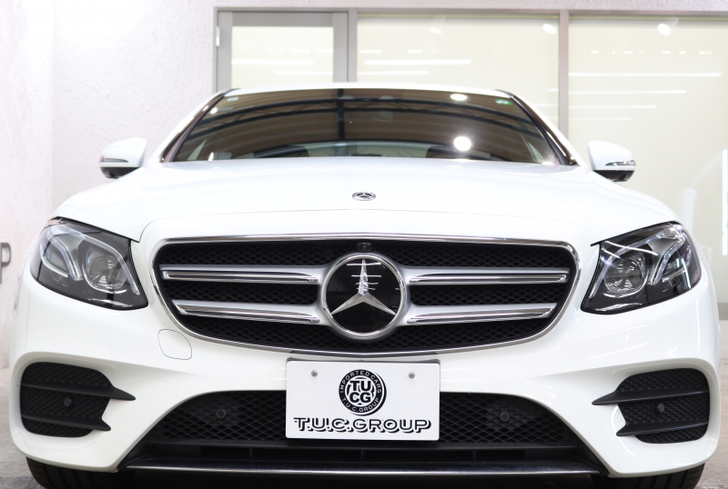 メルセデスベンツ Eクラス E220d AVG ｽﾎﾟｰﾂ ﾚｻﾞｰ&ﾚｰﾀﾞｰｾｰﾌﾃｨPKG　ｷｰﾚｽｺﾞｰ 黒本革 全席ｼｰﾄﾋｰﾀｰ HDDﾅﾋﾞTV ｽﾏﾎ連携 ﾌﾞﾙﾒｽﾀｰ 360ｶﾒﾗ PTS ｴｱﾊﾞﾗﾝｽPKG LEDﾗｲﾄ 自動ﾄﾗﾝｸ AMGｴｱﾛ&19AW ﾀﾞｲﾅﾐｯｸｾﾚｸﾄ 9AT　2年保証