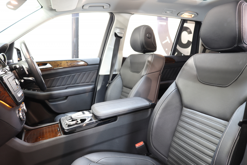 メルセデスベンツ GLS GLS350d 4MATIC ｽﾎﾟｰﾂ ﾚｰﾀﾞｰｾｰﾌﾃｨPKG　ｷｰﾚｽｺﾞｰ 黒本革 ｼｰﾄﾋｰﾀｰ ﾊﾟﾉﾗﾏSR 純正ﾅﾋﾞTV ｽﾏﾎ連携 BT音楽 harman/kardon 360ｶﾒﾗ PTS DSRC 自動Rｹﾞｰﾄ AMGｴｱﾛ&21AW ｻｲﾄﾞﾗﾝﾆﾝｸﾞﾎﾞｰﾄﾞ DSR ﾀﾞｲﾅﾐｯｸｾﾚｸﾄ ｴｱｻｽ 前後ﾄﾞﾗﾚｺ 9AT　2年保証