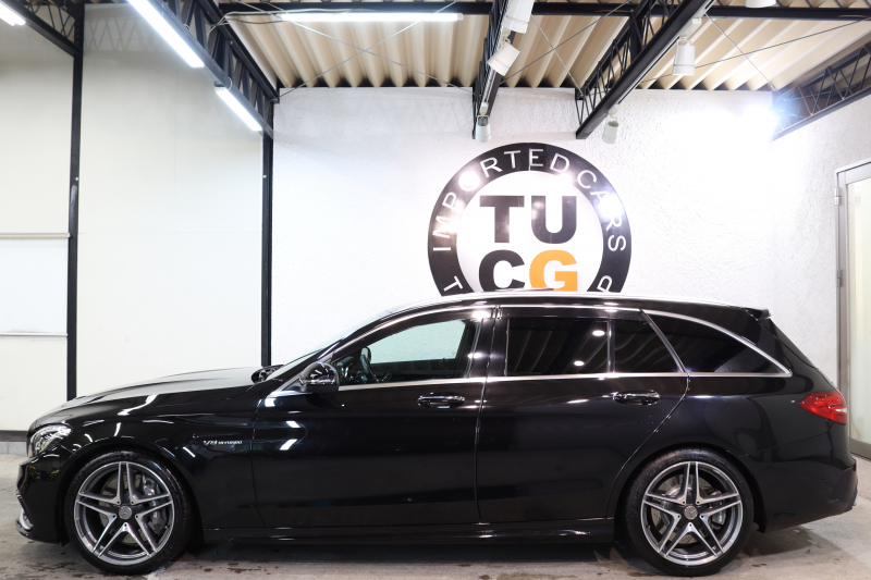 AMG Cクラス C63 ｽﾃｰｼｮﾝﾜｺﾞﾝ ﾚｰﾀﾞｰｾｰﾌﾃｨPKG　ｷｰﾚｽｺﾞｰ 黒本革 ﾊﾟﾉﾗﾏSR HDDﾅﾋﾞTV BT音楽 ﾌﾞﾙﾒｽﾀｰ ﾊﾞｯｸｶﾒﾗ PTS LEDﾗｲﾄ ﾊﾝｽﾞﾌﾘｰA AMG専用装備&ﾁｭｰﾆﾝｸﾞ ﾀﾞｲﾅﾐｯｸｾﾚｸﾄ　2年保証