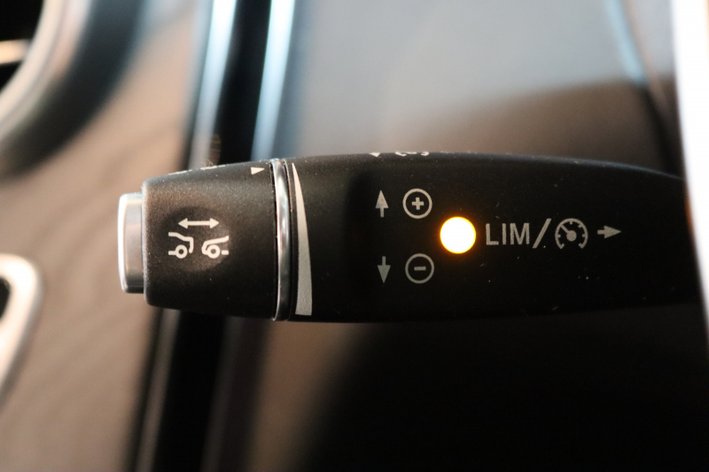 メルセデスベンツ Cクラス C180ｸｰﾍﾟ ｽﾎﾟｰﾂ ﾚｰﾀﾞｰｾｰﾌﾃｨPKG　ｷｰﾚｽｺﾞｰ 黒革 HDDﾅﾋﾞTV BT音楽 ﾊﾞｯｸｶﾒﾗ PTS LEDﾗｲﾄ AMGｴｱﾛ&18AW ﾀﾞｲﾅﾐｯｸｾﾚｸﾄ　2年保証