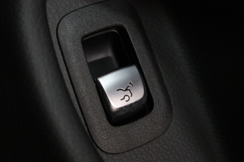 メルセデスベンツ Cクラス C180ｸｰﾍﾟ ｽﾎﾟｰﾂ ﾚｰﾀﾞｰｾｰﾌﾃｨPKG　ｷｰﾚｽｺﾞｰ 黒革 HDDﾅﾋﾞTV BT音楽 ﾊﾞｯｸｶﾒﾗ PTS LEDﾗｲﾄ AMGｴｱﾛ&18AW ﾀﾞｲﾅﾐｯｸｾﾚｸﾄ　2年保証