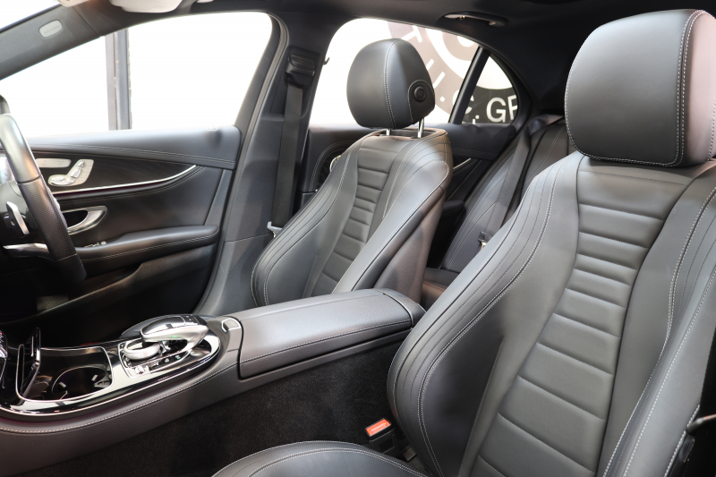 メルセデスベンツ Eクラス E200 AVG AMGﾗｲﾝ ｴｸｽｸﾙｰｼﾌﾞ&ﾚｰﾀﾞｰｾｰﾌﾃｨPKG　BSG搭載 中期 NEWｽﾃｱﾘﾝｸﾞ ｷｰﾚｽｺﾞｰ 黒本革 ﾊﾟﾉﾗﾏSR ﾍｯﾄﾞｱｯﾌﾟD HDDﾅﾋﾞTV ｽﾏﾎ連携 ﾌﾞﾙﾒｽﾀｰ 360ｶﾒﾗ PTS LEDﾗｲﾄ 自動ﾄﾗﾝｸ AMGｴｱﾛ&19AW ﾀﾞｲﾅﾐｯｸｾﾚｸﾄ 9AT　2年保証