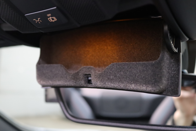 メルセデスベンツ SLKクラス SLK200ﾄﾚﾝﾄﾞ AMGｽﾎﾟｰﾂ&ﾚｰﾀﾞｰｾｰﾌﾃｨPKG　中期 黒本革 ｴｱｽｶｰﾌ ｶﾞﾗｽﾙｰﾌ HDDﾅﾋﾞTV BT音楽 DSRC ｷｾﾉﾝ AMGｴｱﾛ&18AW ﾄﾗﾝｸｽﾎﾟｲﾗｰ ｴｱｶﾞｲﾄﾞ　2年保証