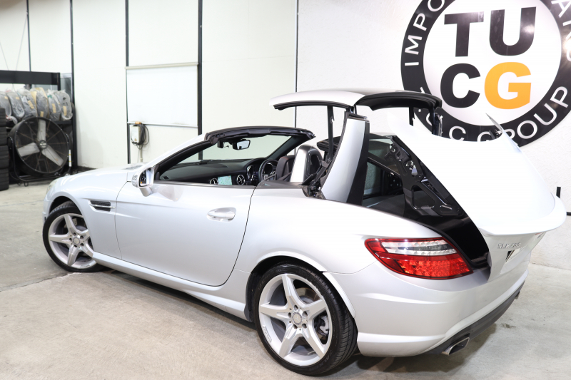 メルセデスベンツ SLKクラス SLK200ﾄﾚﾝﾄﾞ AMGｽﾎﾟｰﾂ&ﾚｰﾀﾞｰｾｰﾌﾃｨPKG　中期 黒本革 ｴｱｽｶｰﾌ ｶﾞﾗｽﾙｰﾌ HDDﾅﾋﾞTV BT音楽 DSRC ｷｾﾉﾝ AMGｴｱﾛ&18AW ﾄﾗﾝｸｽﾎﾟｲﾗｰ ｴｱｶﾞｲﾄﾞ　2年保証