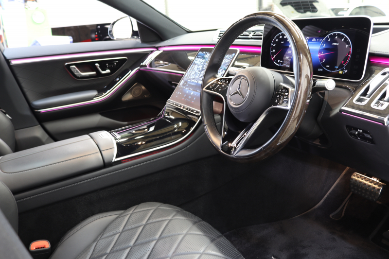 メルセデスベンツ Sクラス S500ﾛﾝｸﾞ 4MATIC AMGﾗｲﾝ&ﾚｰﾀﾞｰｾｰﾌﾃｨPKG　ISG搭載 ｷｰﾚｽｺﾞｰ 黒本革 全席Sﾋｰﾀｰ ﾍﾞﾝﾁﾚｰﾀ ﾏｯｻｰｼﾞ機能 ﾊﾟﾉﾗﾏSR ﾍｯﾄﾞｱｯﾌﾟD MBUX/ARﾅﾋﾞ TV ｽﾏﾎ連携 360ｶﾒﾗ PTS DIGITALﾗｲﾄ 自動ﾄﾗﾝｸ AMGｴｱﾛ&20AW ﾜｲﾔﾚｽ充電 ｴｱｻｽ 9AT Rｱｸｽﾙｽﾃｱ　2年保証