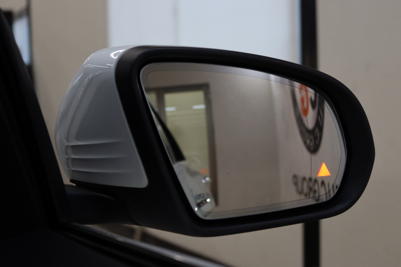 メルセデスベンツ Cクラス C200 AVG AMGﾗｲﾝ ﾚｰﾀﾞｰｾｰﾌﾃｨPKG　1ｵｰﾅｰ ｷｰﾚｽｺﾞｰ 黒革 HDDﾅﾋﾞTV BT音楽 ﾊﾞｯｸｶﾒﾗ PTS LEDﾗｲﾄ AMGｴｱﾛ&18AW ﾀﾞｲﾅﾐｯｸS　2年保証