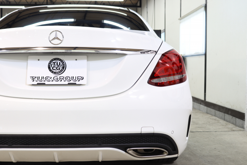 メルセデスベンツ Cクラス C200 AVG AMGﾗｲﾝ ﾚｰﾀﾞｰｾｰﾌﾃｨPKG　1ｵｰﾅｰ ｷｰﾚｽｺﾞｰ 黒革 HDDﾅﾋﾞTV BT音楽 ﾊﾞｯｸｶﾒﾗ PTS LEDﾗｲﾄ AMGｴｱﾛ&18AW ﾀﾞｲﾅﾐｯｸS　2年保証