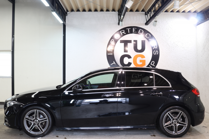 メルセデスベンツ Aクラス A180ｽﾀｲﾙ AMGﾗｲﾝ AMGﾚｻﾞｰｴｸｽｸﾙｰｼﾌﾞ&ｱﾄﾞﾊﾞﾝｽﾄﾞ&ﾅﾋﾞｹﾞｰｼｮﾝ&ﾚｰﾀﾞｰｾｰﾌﾃｨPKG　ｷｰﾚｽｺﾞｰ 赤/黒本革 ﾍｯﾄﾞｱｯﾌﾟD MBUXﾅﾋﾞTV BT音楽 ｱﾄﾞﾊﾞﾝｽﾄﾞｻｳﾝﾄﾞ 360ｶﾒﾗ PTS LEDﾗｲﾄ AMGｴｱﾛ&18AW ﾜｲﾔﾚｽ充電　2年保証