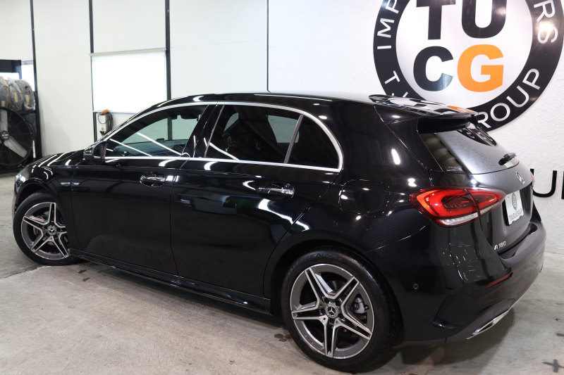 メルセデスベンツ Aクラス A180ｽﾀｲﾙ AMGﾗｲﾝ AMGﾚｻﾞｰｴｸｽｸﾙｰｼﾌﾞ&ｱﾄﾞﾊﾞﾝｽﾄﾞ&ﾅﾋﾞｹﾞｰｼｮﾝ&ﾚｰﾀﾞｰｾｰﾌﾃｨPKG　ｷｰﾚｽｺﾞｰ 赤/黒本革 ﾍｯﾄﾞｱｯﾌﾟD MBUXﾅﾋﾞTV BT音楽 ｱﾄﾞﾊﾞﾝｽﾄﾞｻｳﾝﾄﾞ 360ｶﾒﾗ PTS LEDﾗｲﾄ AMGｴｱﾛ&18AW ﾜｲﾔﾚｽ充電　2年保証